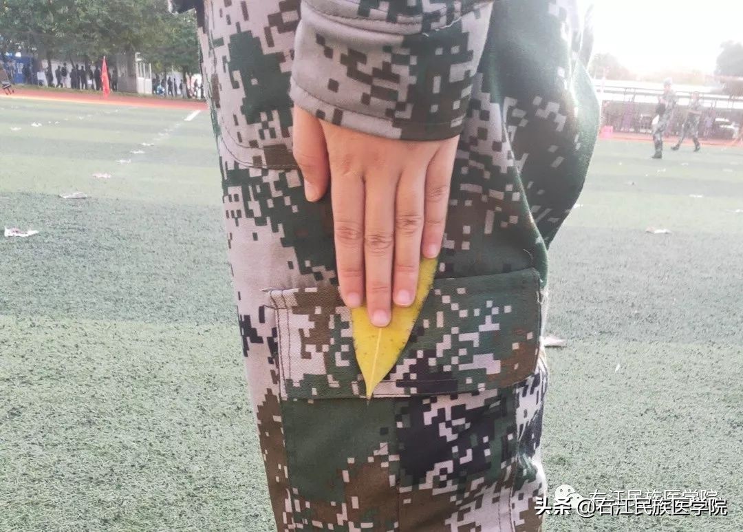 军训和教官发生的趣事,军训和教官甜蜜小事