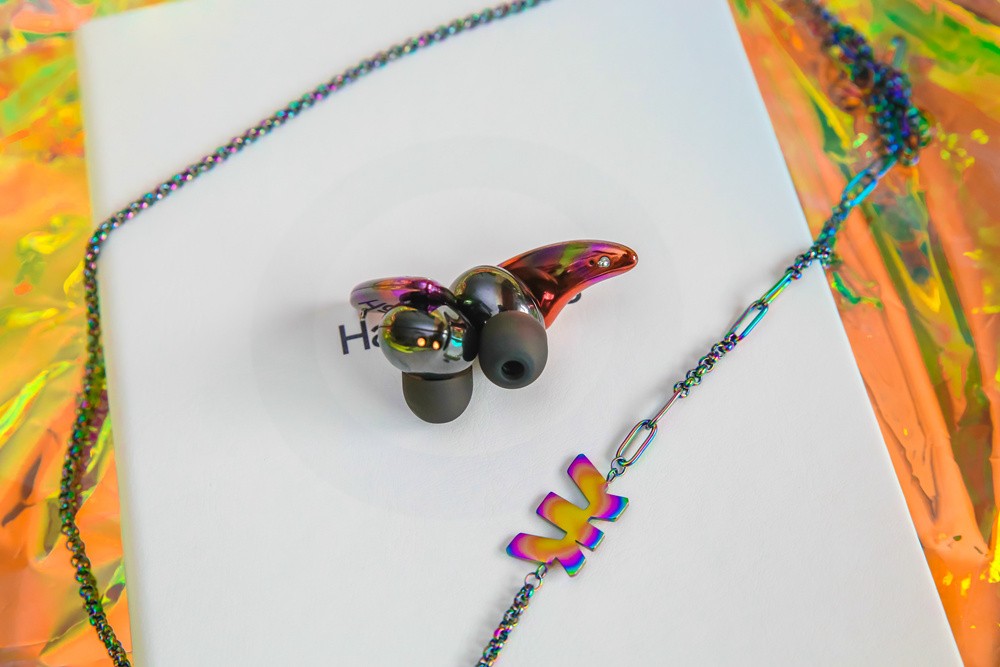 耳机也能入驻潮流圈?ROttKRON乐旷多晶锆宝石耳饰耳机来袭