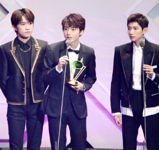 尖叫之夜tfboys取消了吗,尖叫之夜全程回放tfboys