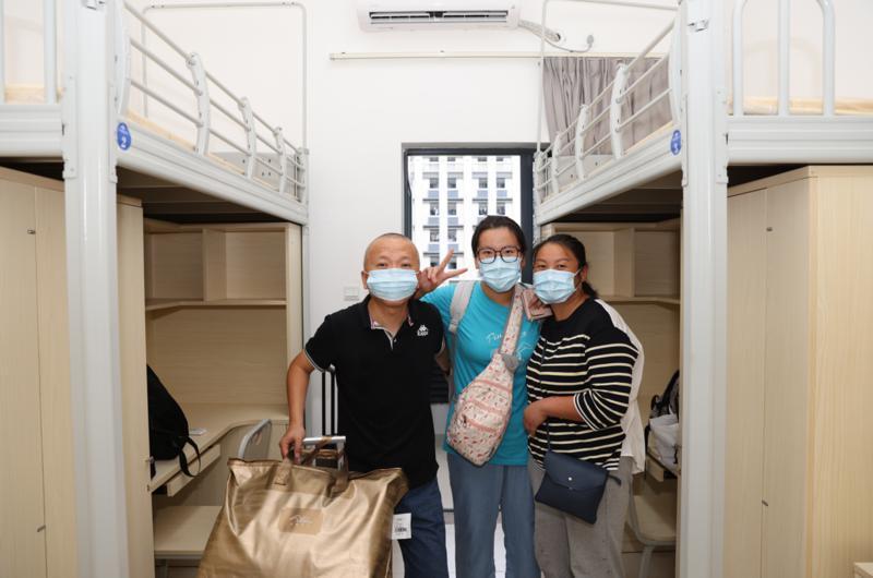 深北莫新生,深北莫迎来400多名本科新生