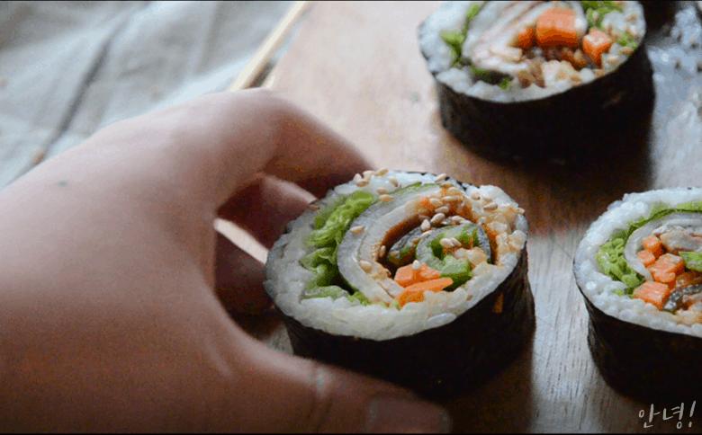 紫菜包饭教程在此,紫菜包饭怎么吃最好