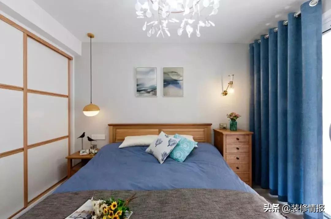 床头旁空荡荡怎么布置,卧室里床头背景怎么做好看