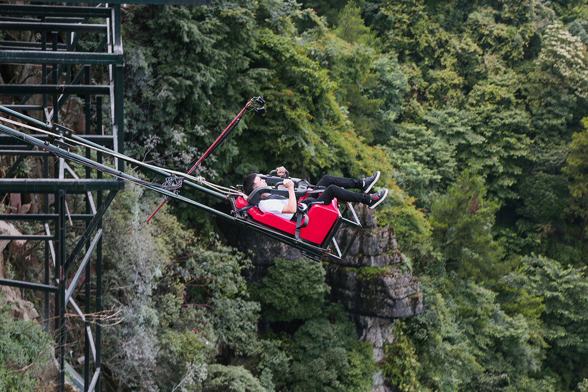 奥陶纪重庆万盛悬崖秋千有多高,悬崖秋千重庆奥陶纪体验全程