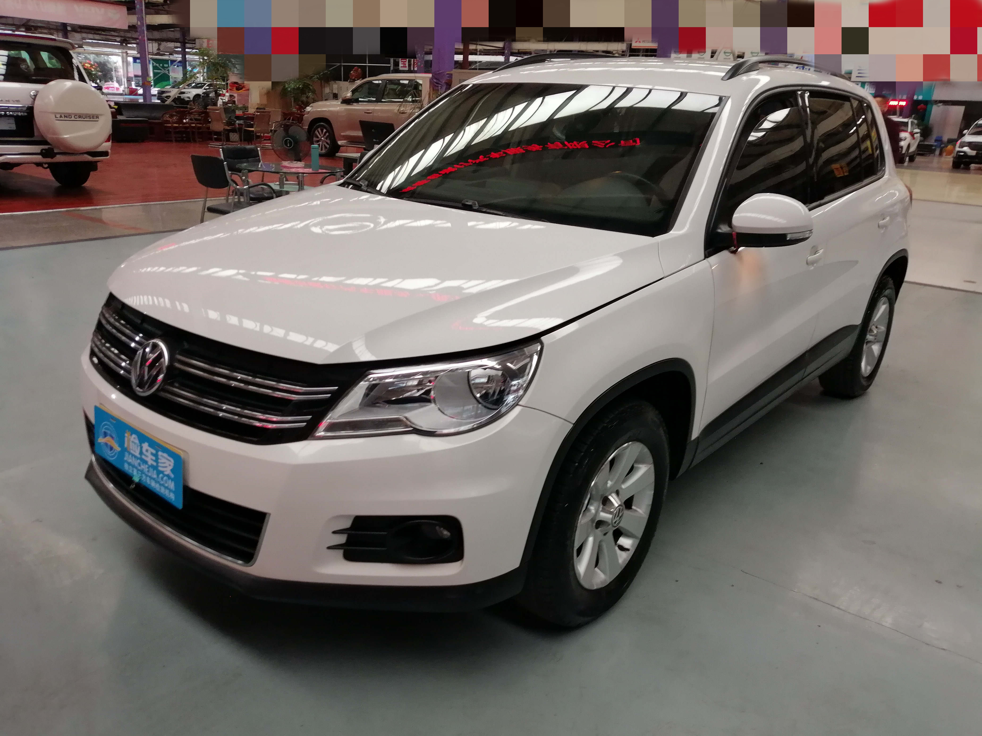 10万买辆8年的大众途观值不值?网友:8年的车,这车况!