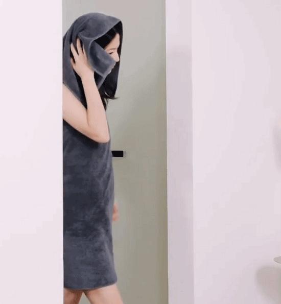 洗澡是直接换睡衣还是穿浴巾,洗完澡可直接穿毛绒睡衣吗