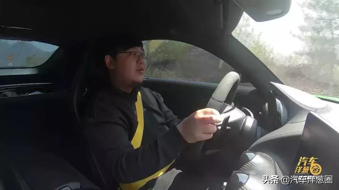 奔驰amggtr真实驾驶体验,试驾奔驰amggt63s四门轿跑