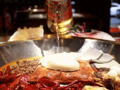 矮冬瓜的火锅店,矮冬瓜巴蜀笑星火锅