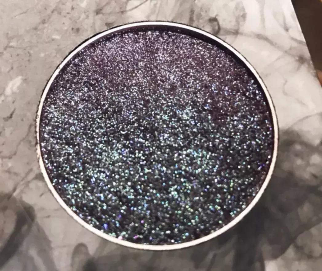 novo液体眼影试色好闪亮仙气十足,四色仙气紫色眼影盘