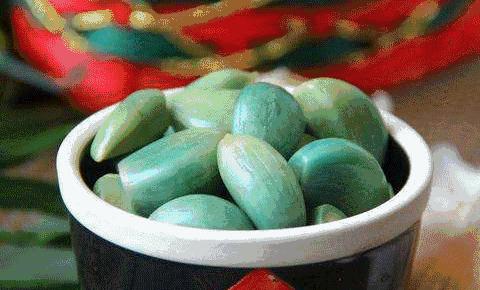 不可思议！腊八蒜不仅能软化血管还能抗癌？宝鸡妈妈们快动手做……