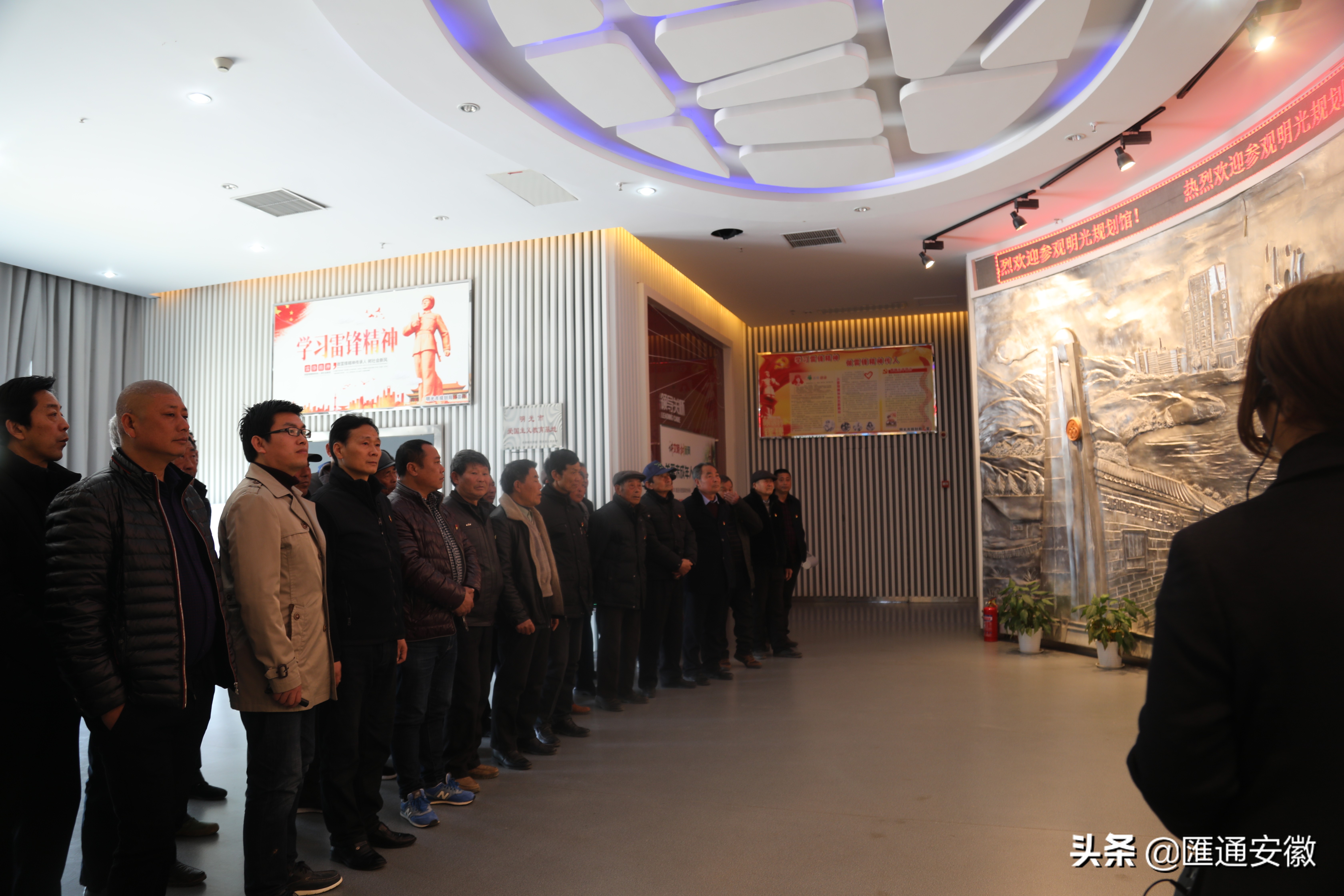 关注明光发展，投身汉塘建设——明光市桥头汉塘*党**员市区考察活动