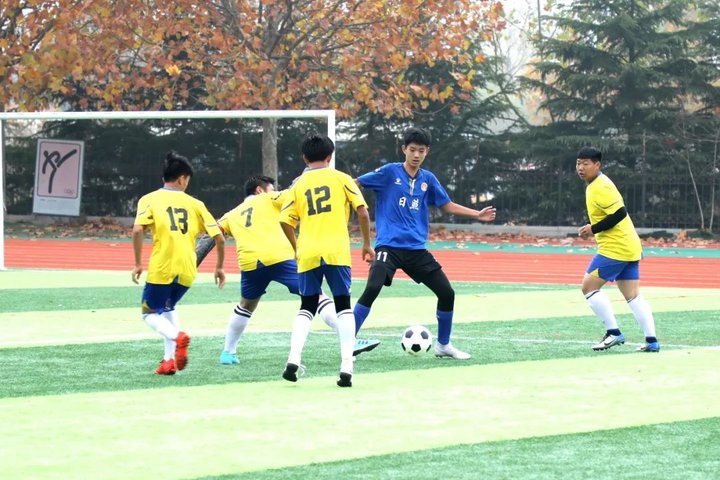 日照新营中学足球队赴武汉比赛,日照新营中学2017