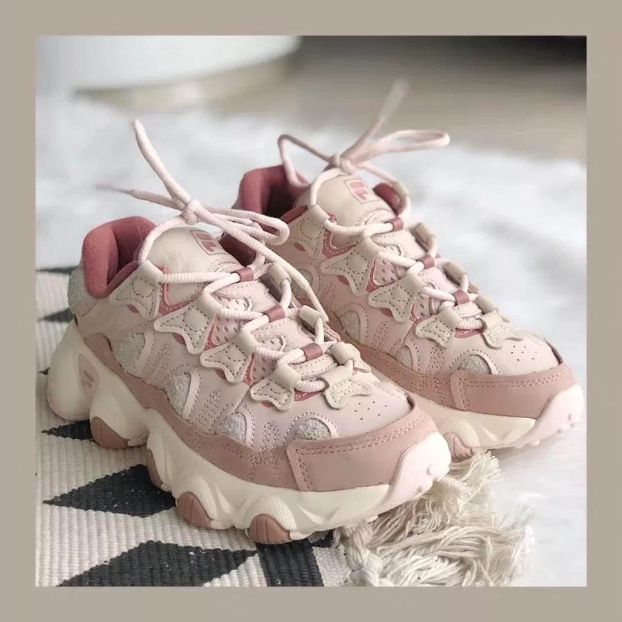 矮个子女生穿什么运动鞋好看,女生百搭运动鞋高级感