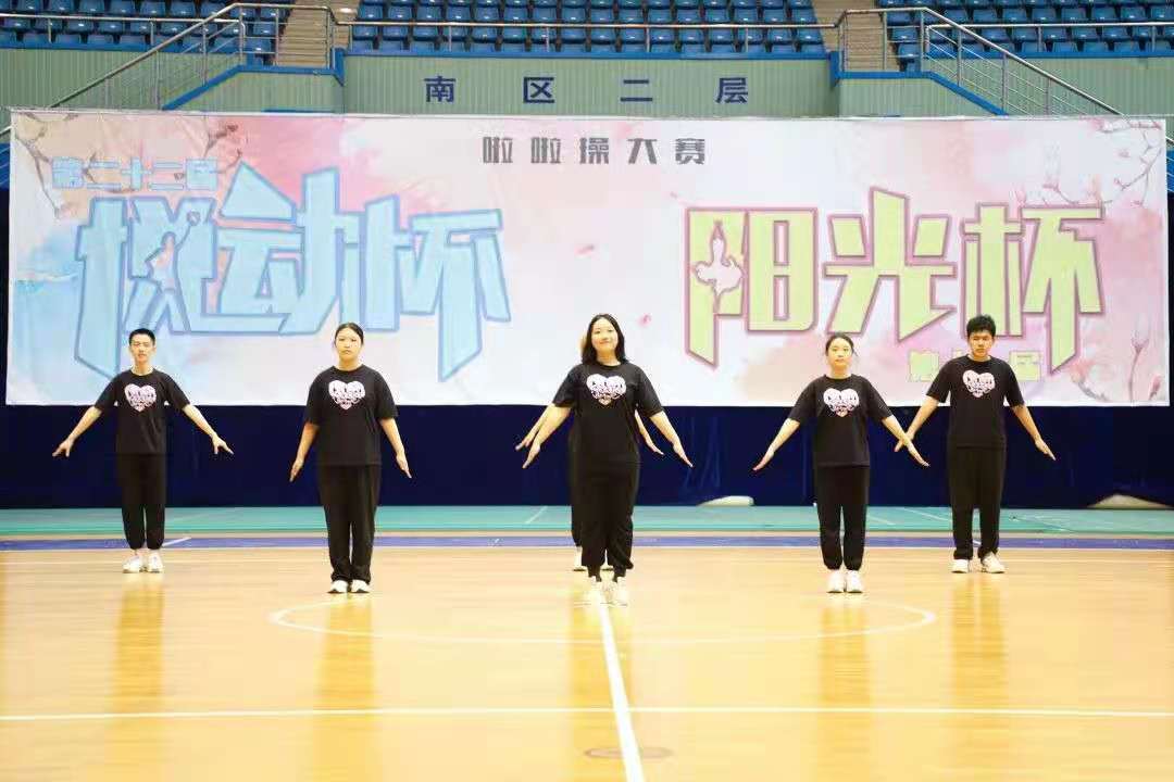 五月动起来图片,五月动起来舞蹈视频