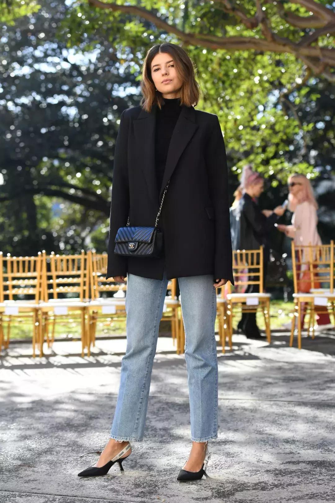 男士黑色羽绒服配什么打底衫,黑羽绒服大衣配什么打底衫