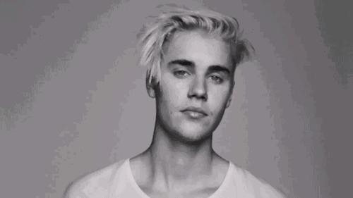 贾斯汀比伯ins上寻找的女孩,贾斯汀比伯传奇一生