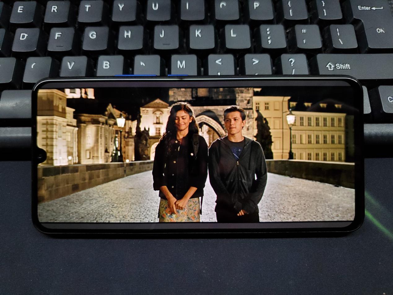 iqoo8pro5小时重度使用续航,iqoo重度使用视频