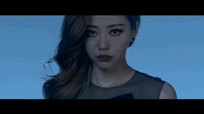 错爱15年终甩渣男,让王思聪都疯狂打call的她惊艳了全网!