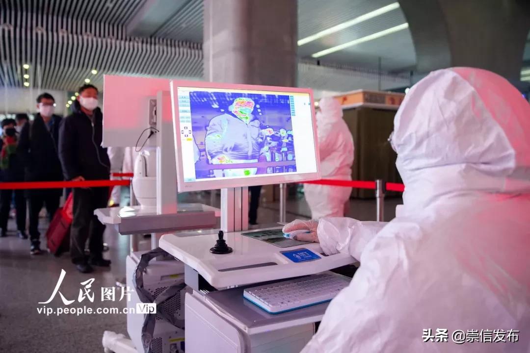 战疫泪目瞬间,战疫中的40个瞬间