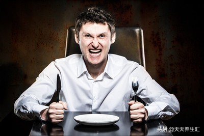 为什么一饿点就心慌手抖出虚汗,一饿就心慌是什么原因