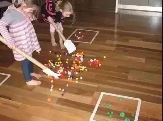 在家亲子运动游戏10岁,宅家一起做运动操