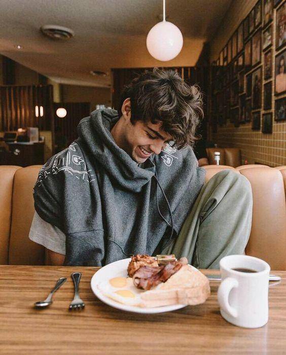 男性秋季护肤,秋冬季男生如何护肤