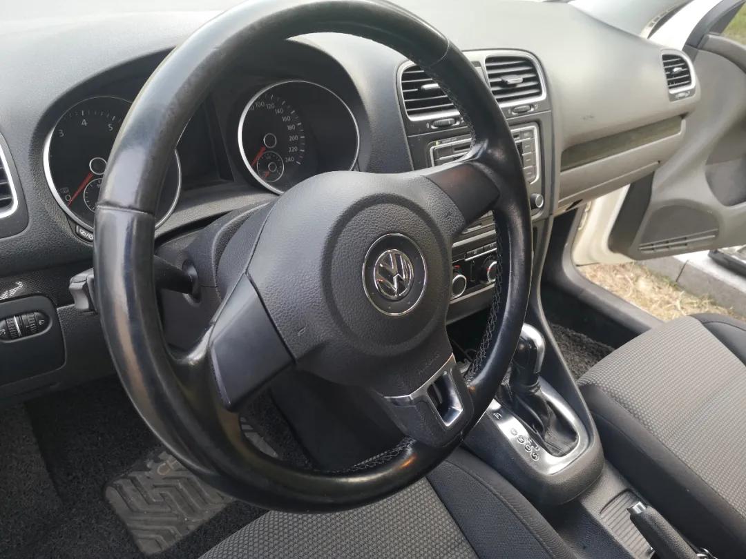 六万多买自动1.4T高尔夫六！四轮独立悬挂还带涡轮增压