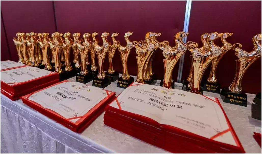 娣樺疂琛屼笟棰嗚宄颁細,娣樺疂鏈嶉グ琛屼笟棰嗚宄颁細