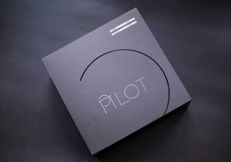 百路达HUD：听歌追剧看小猪佩奇？这才是车载导航的正确打开方式