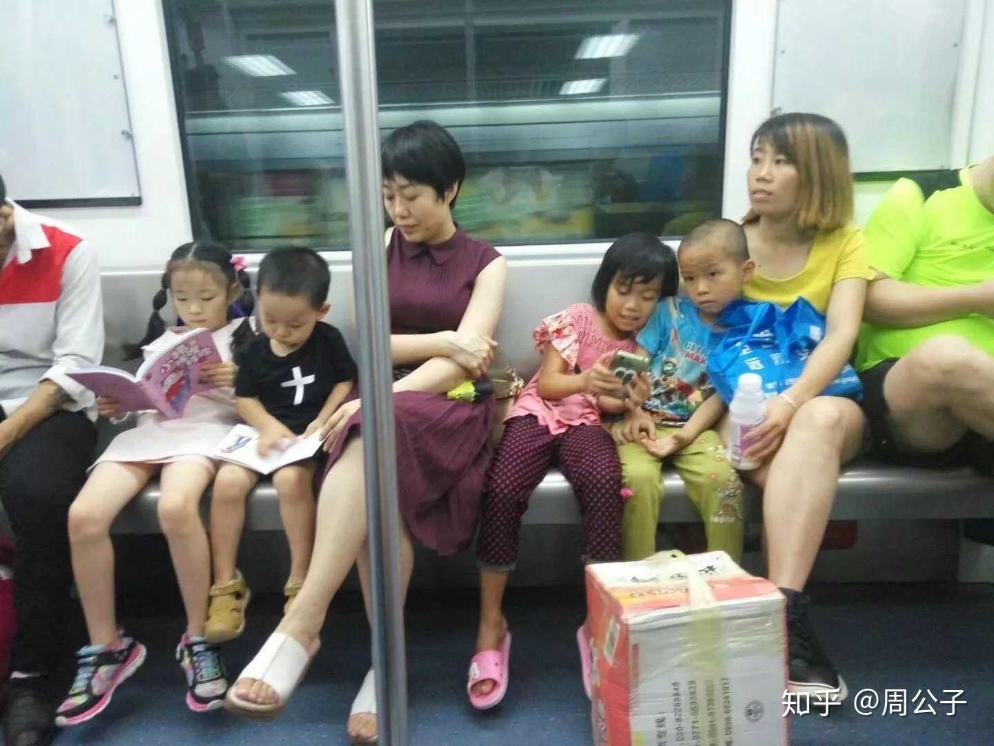 硬座全记录,硬座列车视频