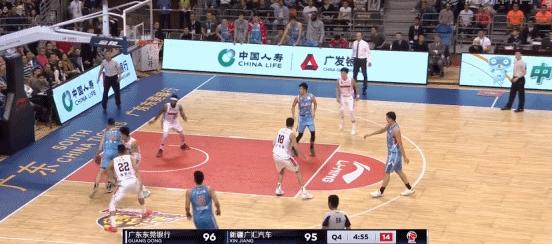 广东新疆加时孟铎绝杀全场回放,cba广东孟铎绝杀