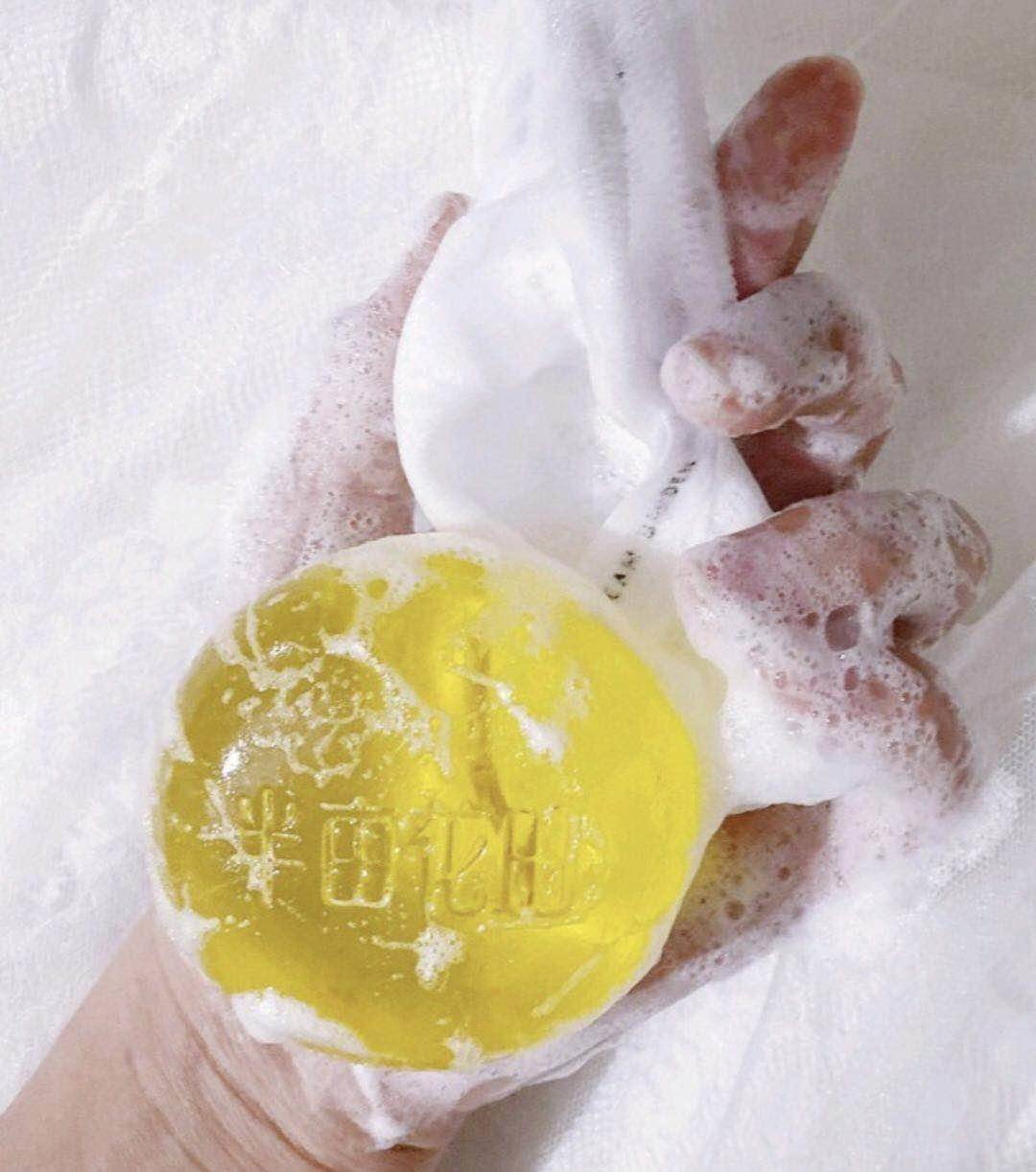 长时间没清理脸部,长期不正确的洗脸方式