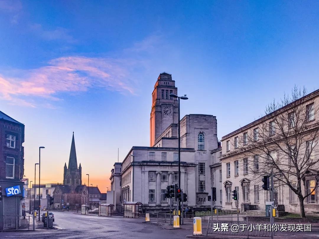 英国利兹大学留学要求高吗,留学英国利兹大学一年多少钱