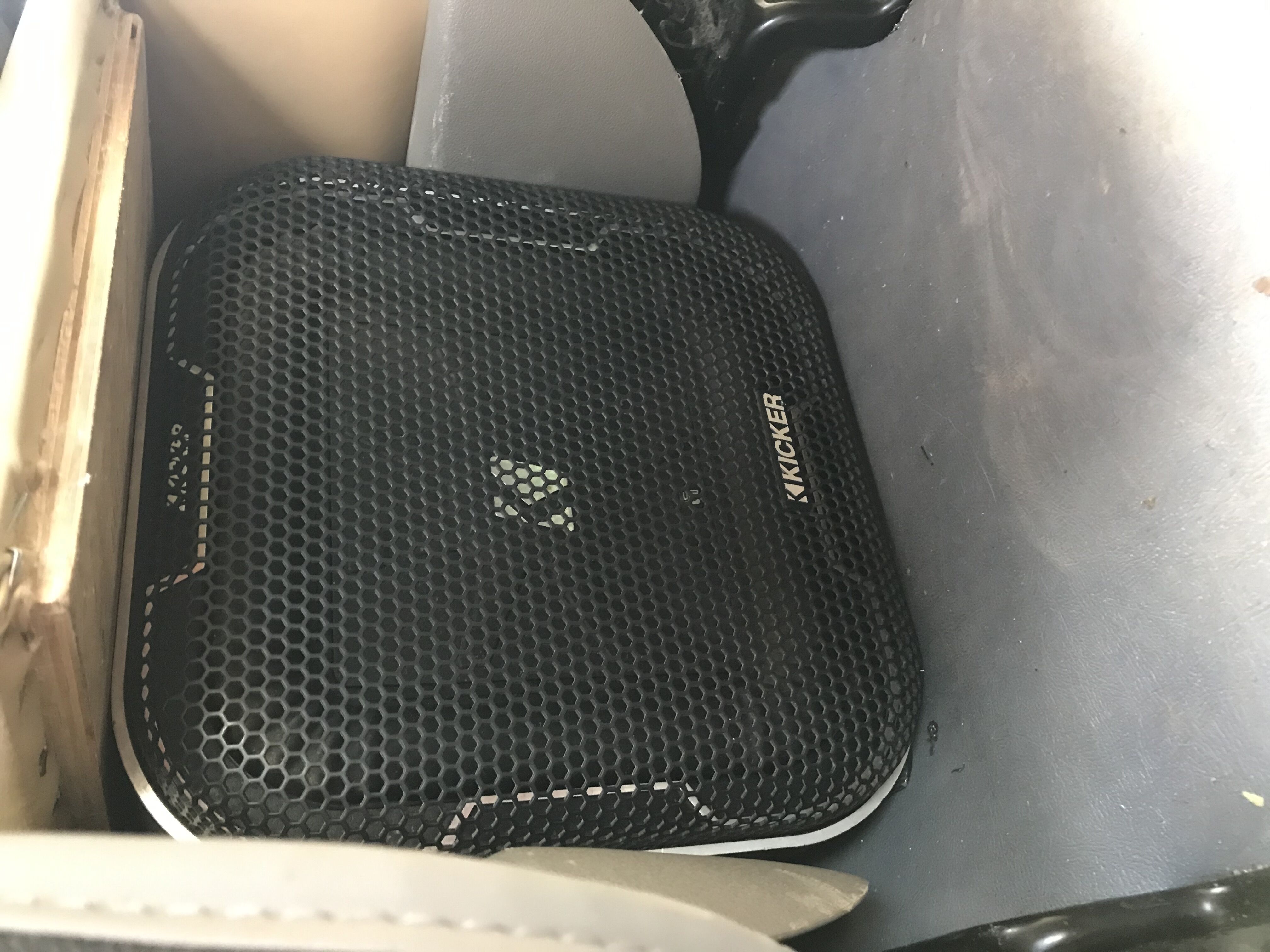 沉浸式体验24款五菱宏光,音响比车贵的车