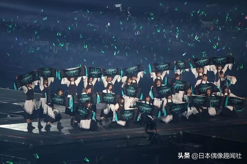 akb48前田敦子毕业为什么哭,akb48前田敦子宣布毕业完整版