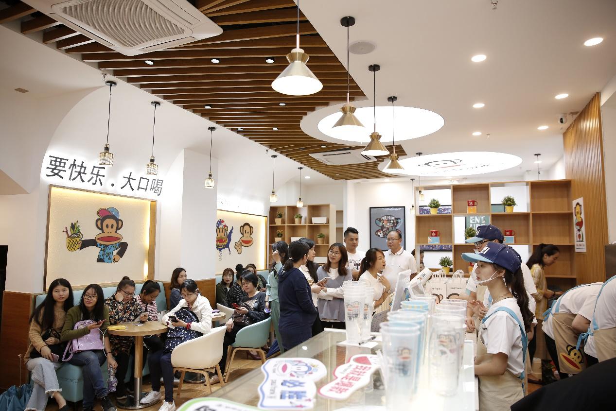 国际潮牌Paulfrank跨界茶饮!揭秘大嘴猴茶成功背后的秘诀