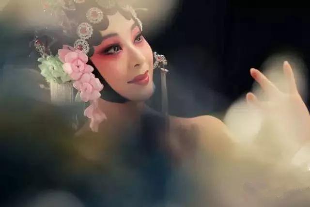 “叫板”“没谱”“捧场”你还知道哪些生活中常用戏曲词？