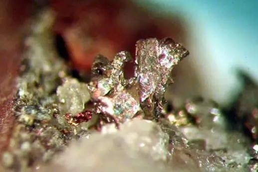 黄金矿石的鉴别方法,100种漂亮矿石