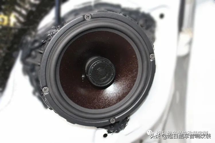 长安悦翔v3换音响,长安悦翔v5改音响