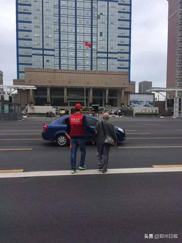 郑州志愿者让人感动,郑州抗击疫情最美志愿者主要事迹