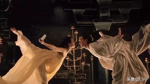 电影夜宴主题曲我用所有报答爱,夜宴谭盾我用所有报答爱