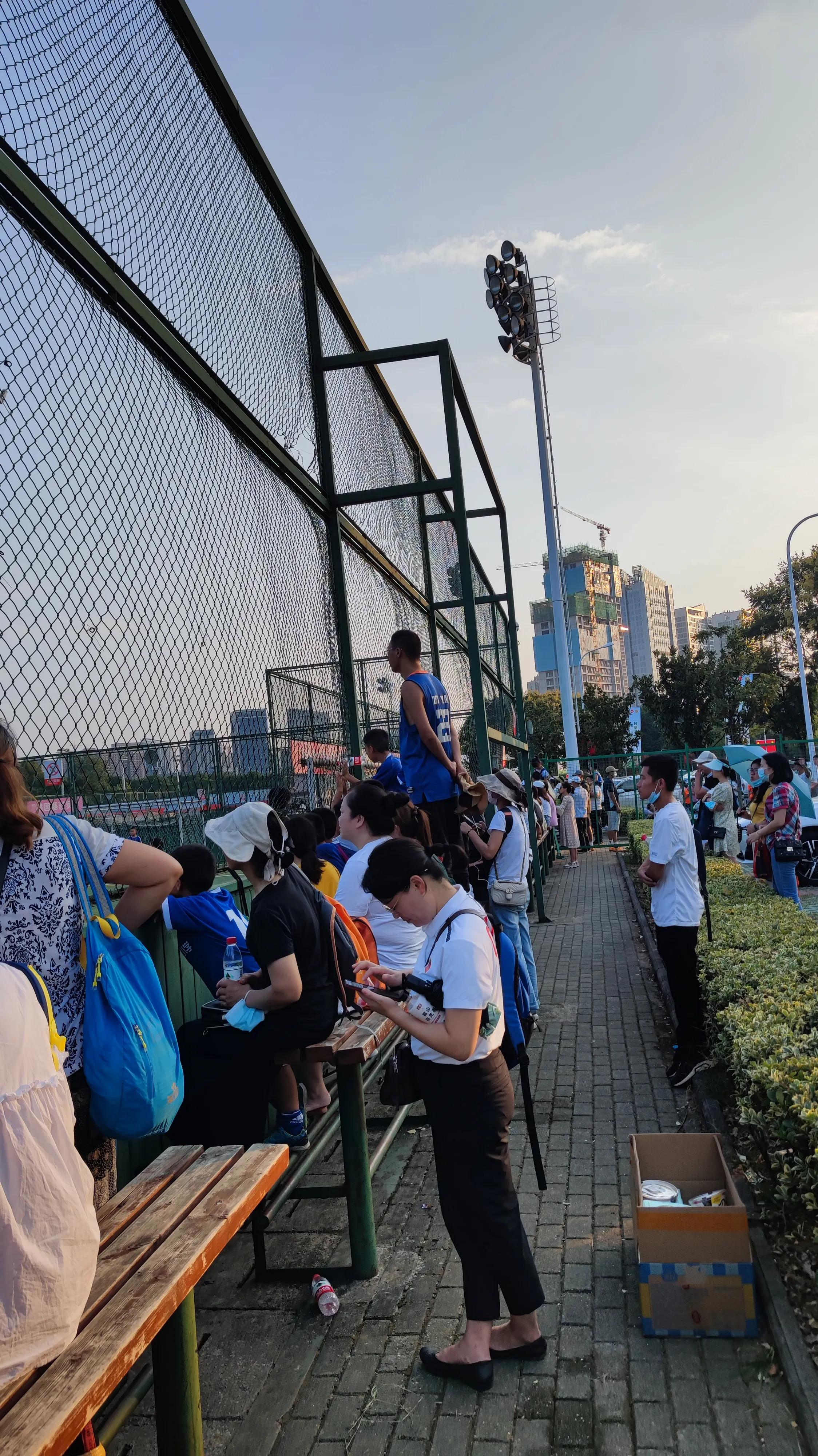 武汉晚报杯足球比赛29届,武汉晚报杯小学足球赛