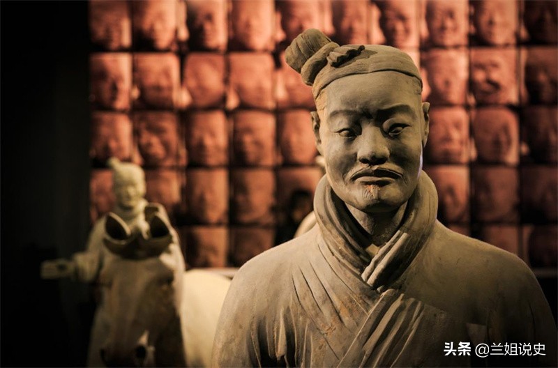 秦始皇兵马俑为什么是陶瓷,中亚古代雕塑和秦始皇兵马俑