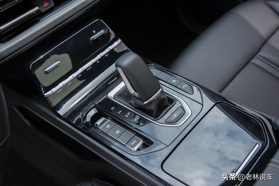 五菱凯捷第三排座椅坏了,五菱凯捷座椅硬