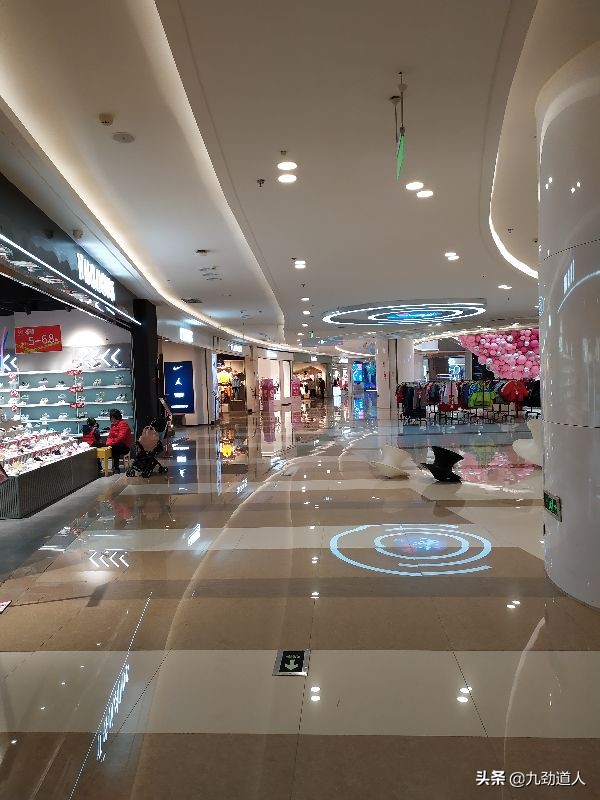 唯品会合肥城市奥莱正式开业,滨湖唯品会合肥城市奥莱