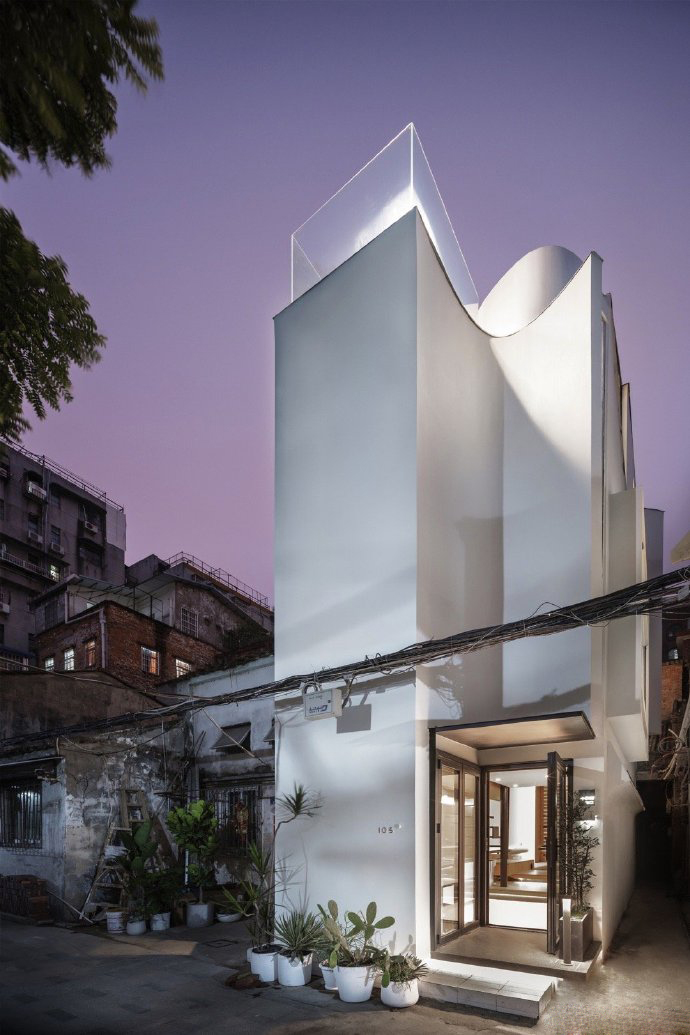 改造碉堡楼三层别墅,35平碉堡楼变别墅梦想改造家