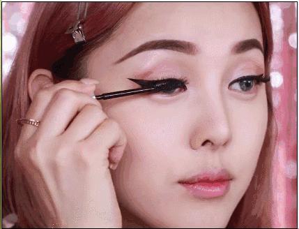 日常出门都是怎么化淡妆,新手化日常淡妆的步骤