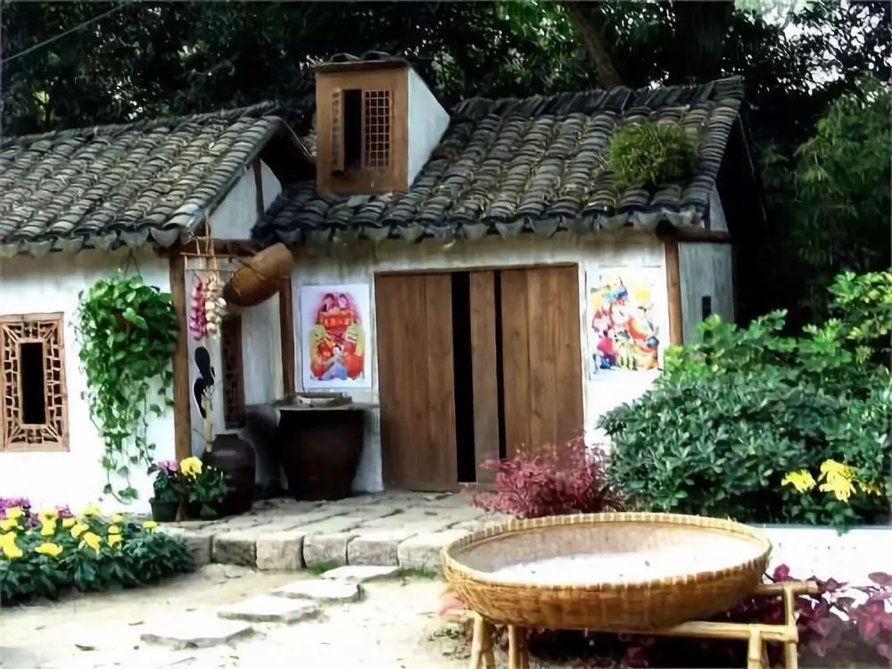 故乡让我很惶恐,故乡显得难以融入难以割舍