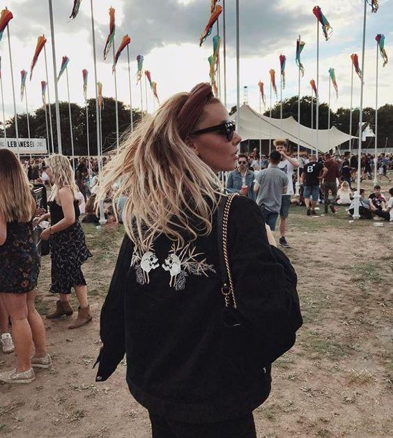 趋势|发带绑一绑,让新的一年从头开始美