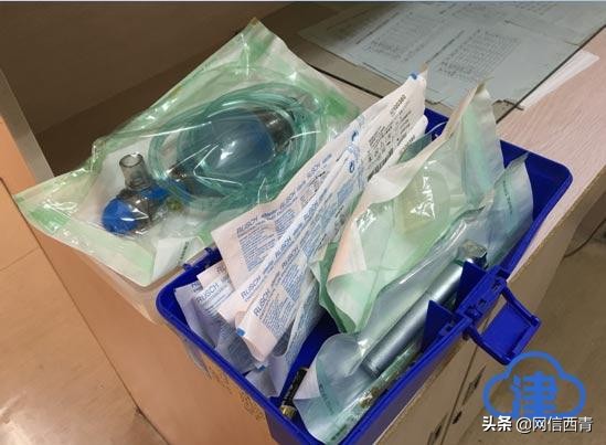 新春走基层急救医生,新春走基层守护生命医生