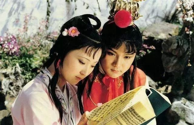 蒋勋说红楼梦林黛玉焚稿断痴情,蒋勋林黛玉薛宝钗